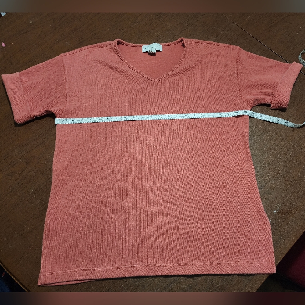 New York Style Coral V-Neck T-Shirt - Picture 3 of 6